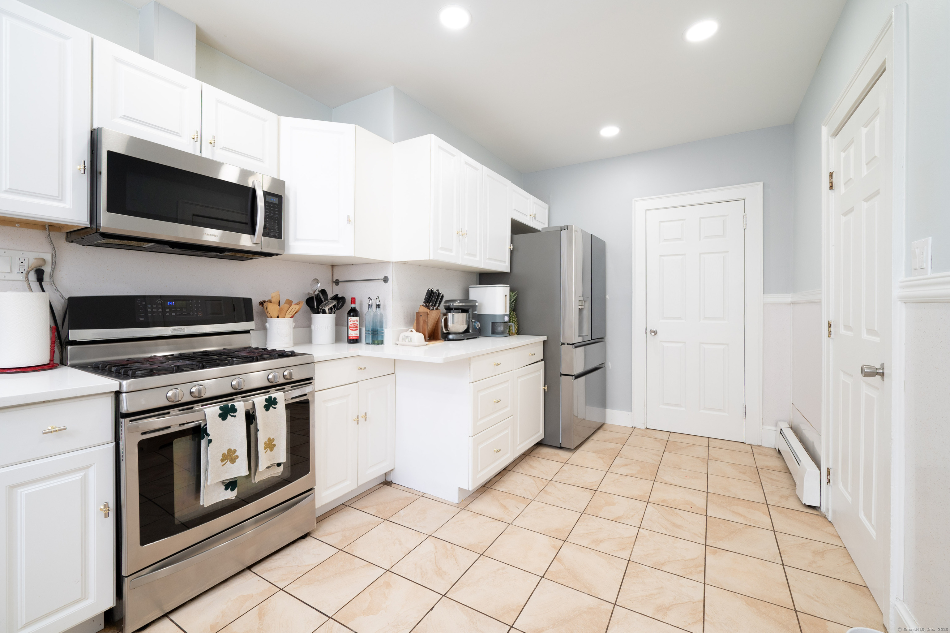 37 Harding Street, New Britain, Connecticut image 13