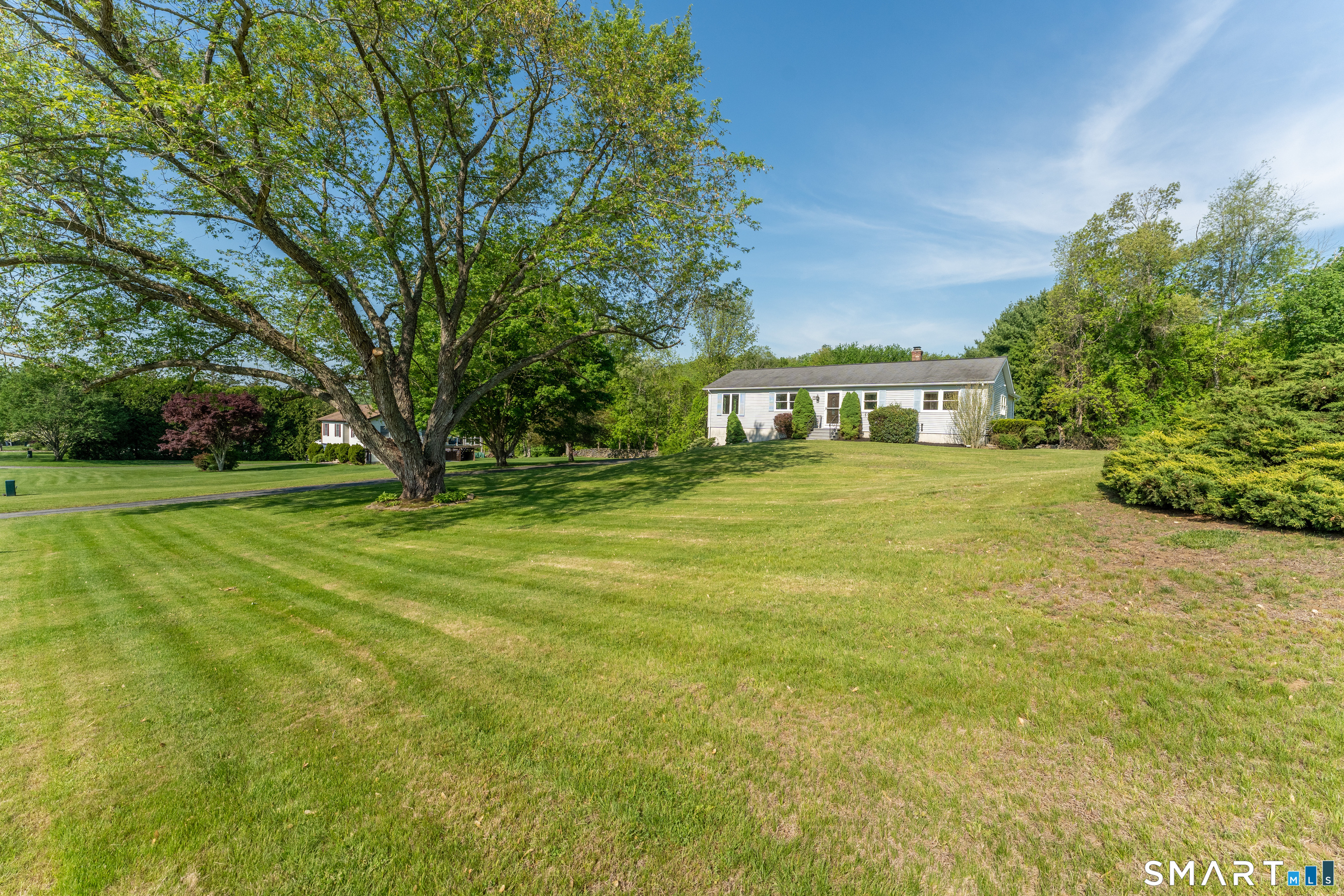 25 Mohegan Drive