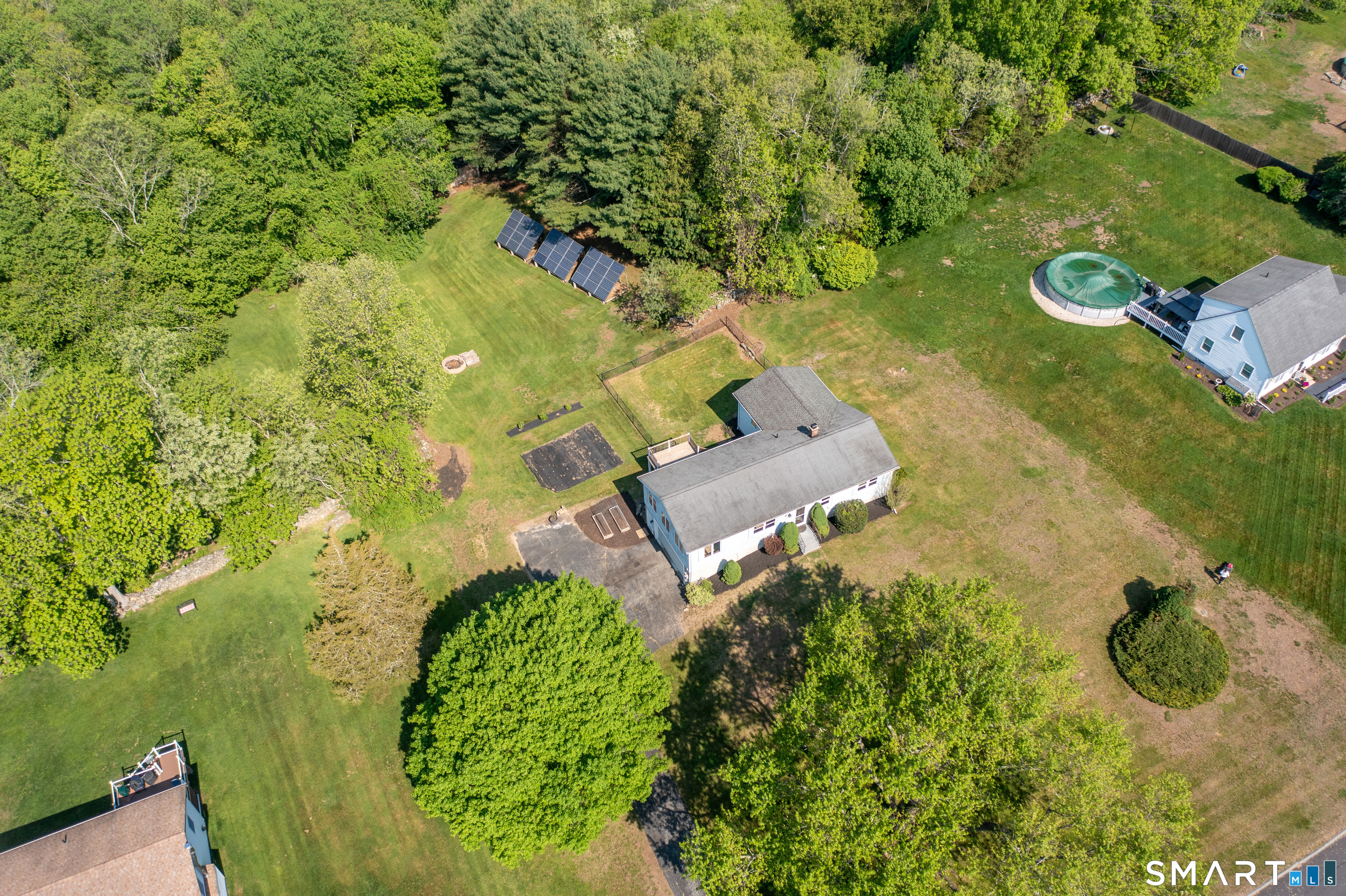 25 Mohegan Drive