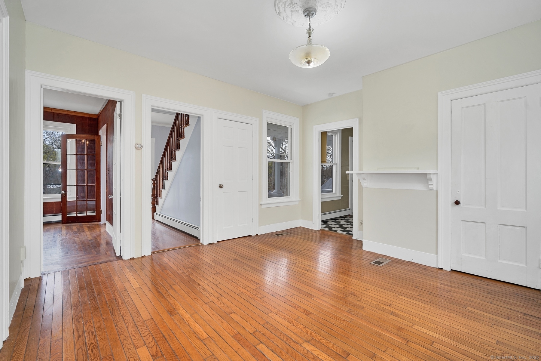 87 Maple Street, Norwich, Connecticut image 5