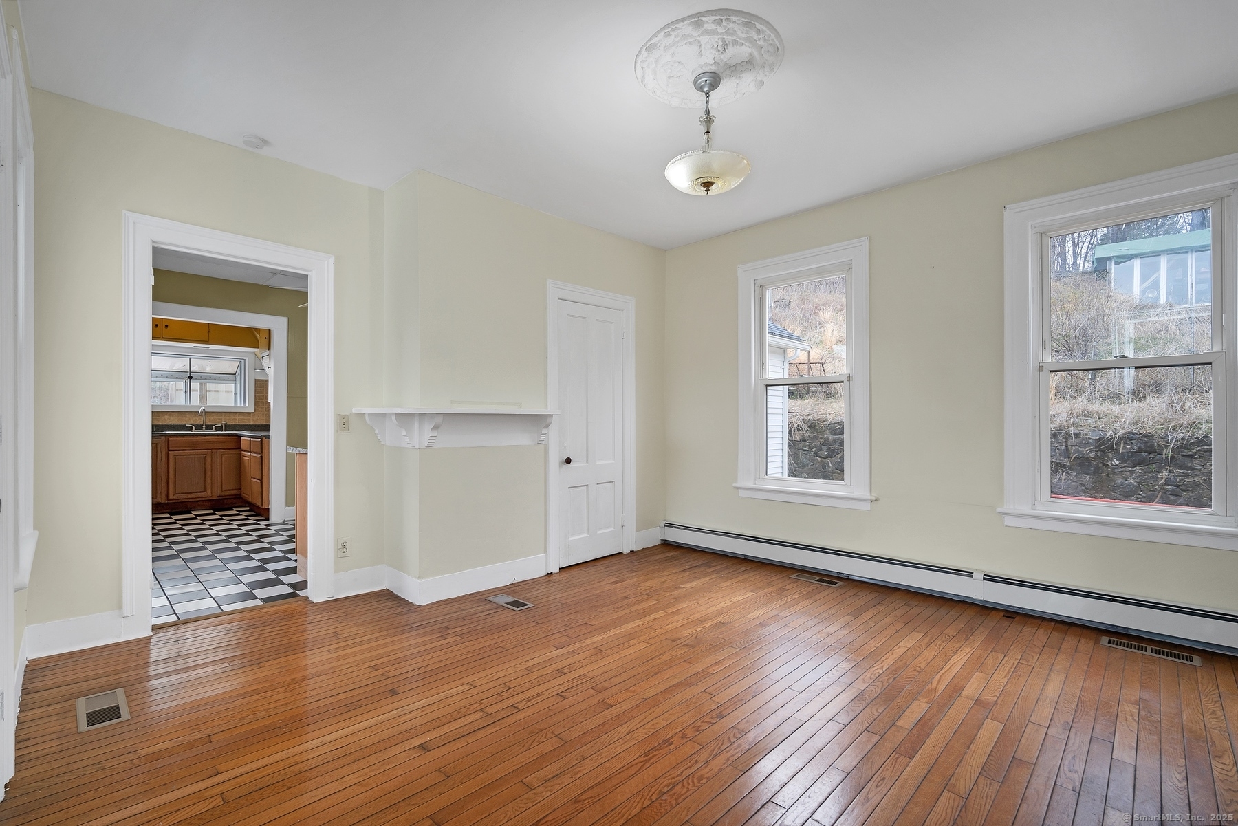 87 Maple Street, Norwich, Connecticut image 8