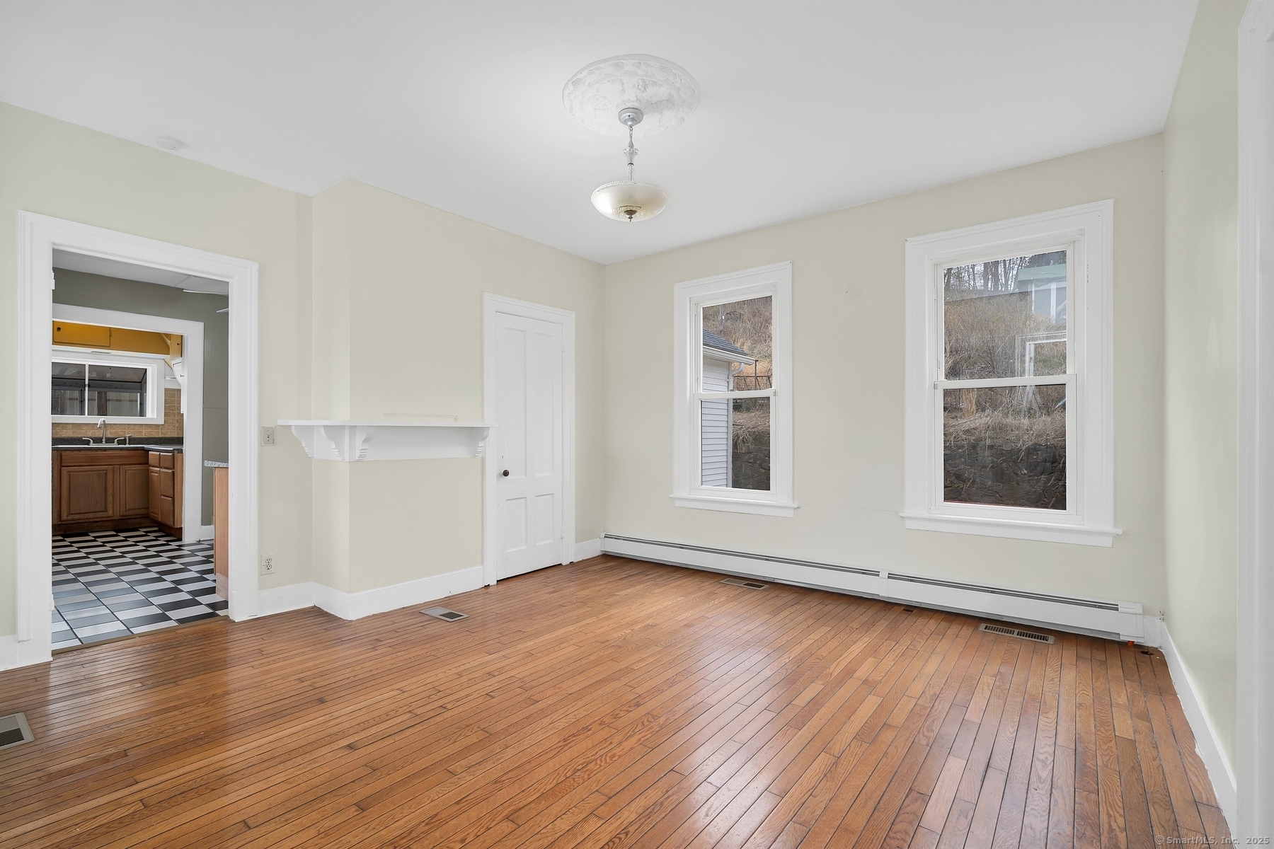 87 Maple Street, Norwich, Connecticut image 4