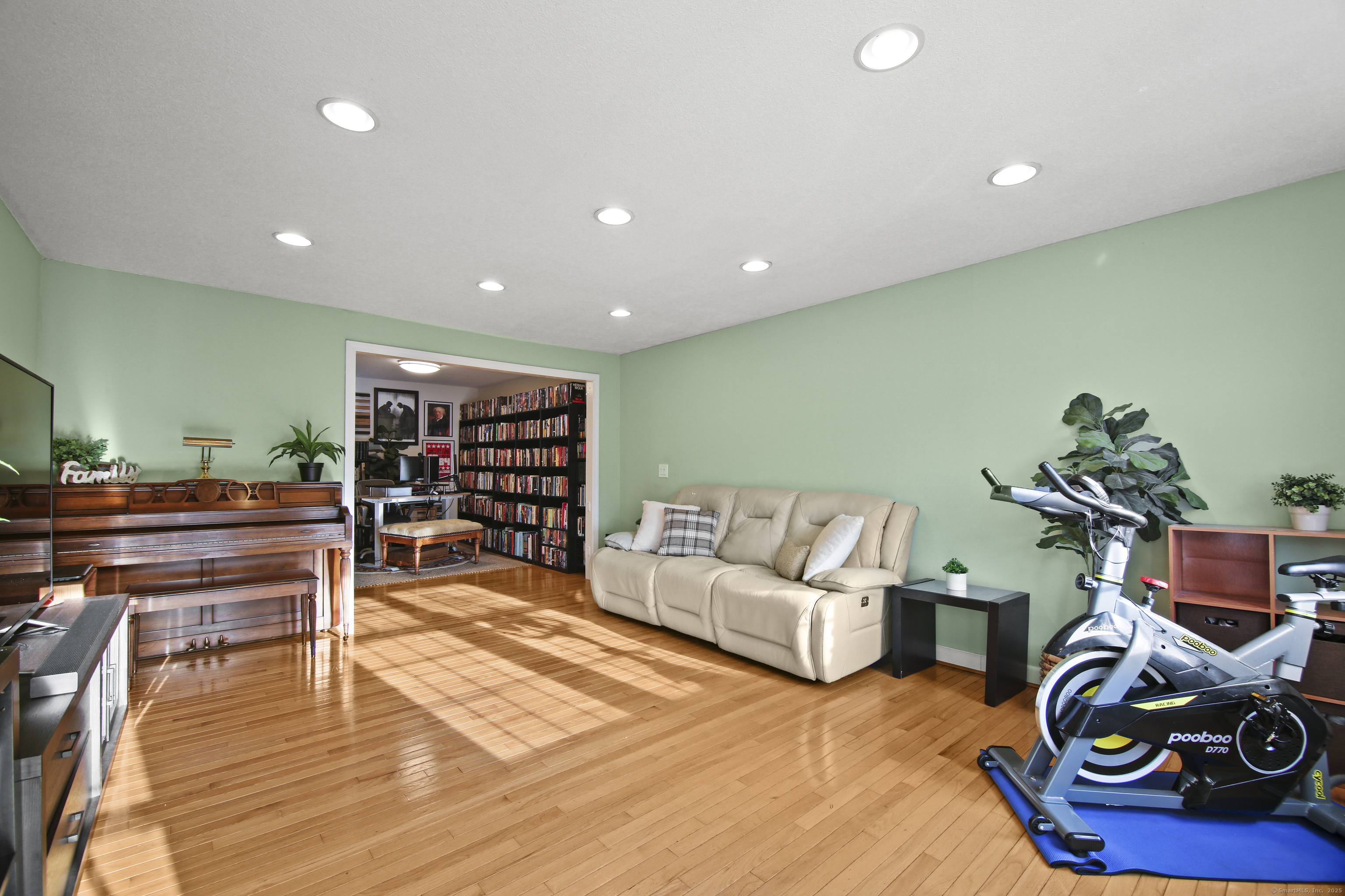 448 Dowd Avenue #448, Canton, Connecticut image 6