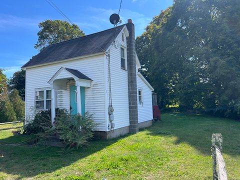 Homes For Sale - 41 Trolley Road<br/> Westbrook, CT 06498