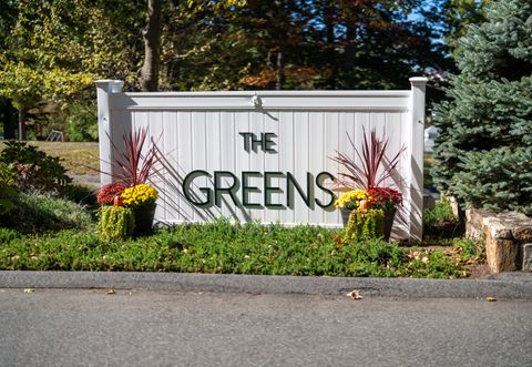 323 Walden Green Road 323 Branford CT 06405
