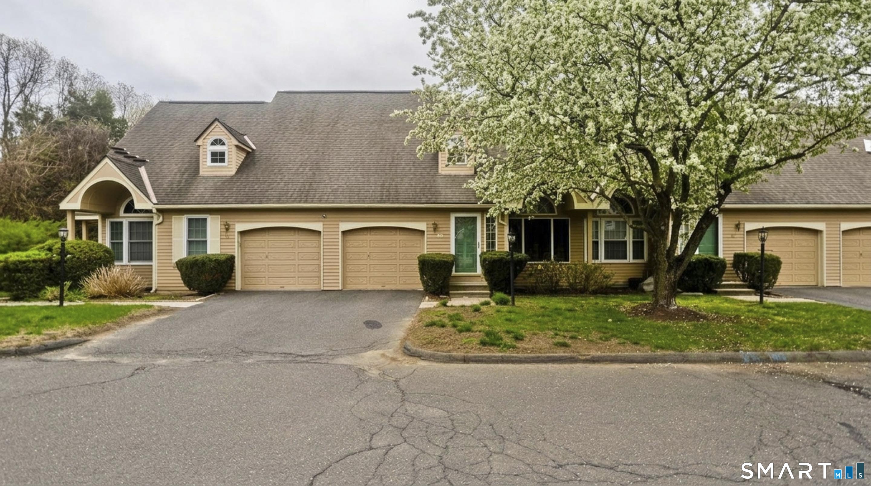 39 Fox Hollow Drive 39