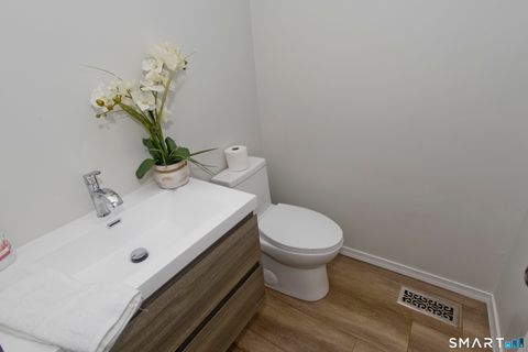 Tiny photo for 39 Fox Hollow Drive #39, Windsor Locks, CT 06096 (MLS # 24168659)