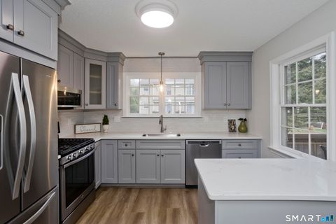 Tiny photo for 39 Fox Hollow Drive #39, Windsor Locks, CT 06096 (MLS # 24168659)