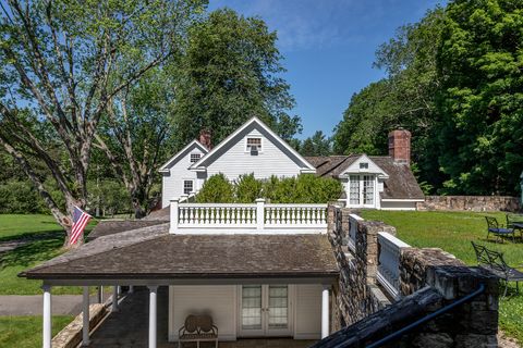 Tiny photo for 10 Sunny Ridge Road, Washington, CT 06793 (MLS # 24163614)