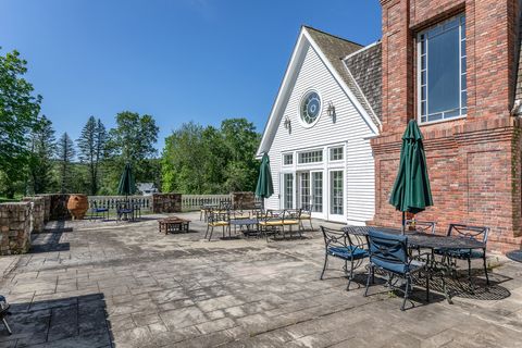 Tiny photo for 10 Sunny Ridge Road, Washington, CT 06793 (MLS # 24163614)