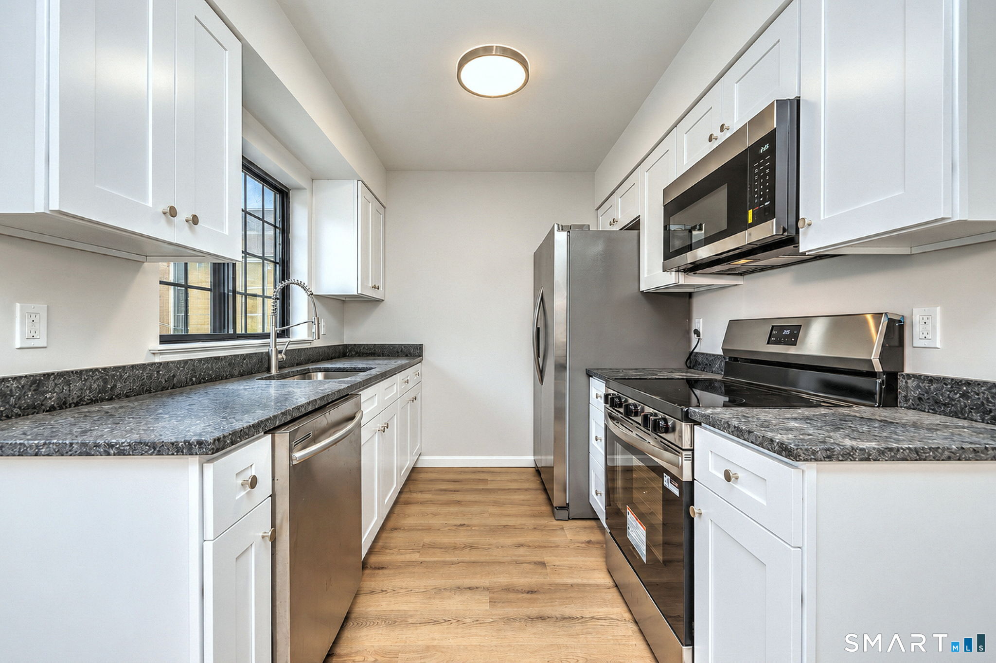 562 Swanson Crescent 562