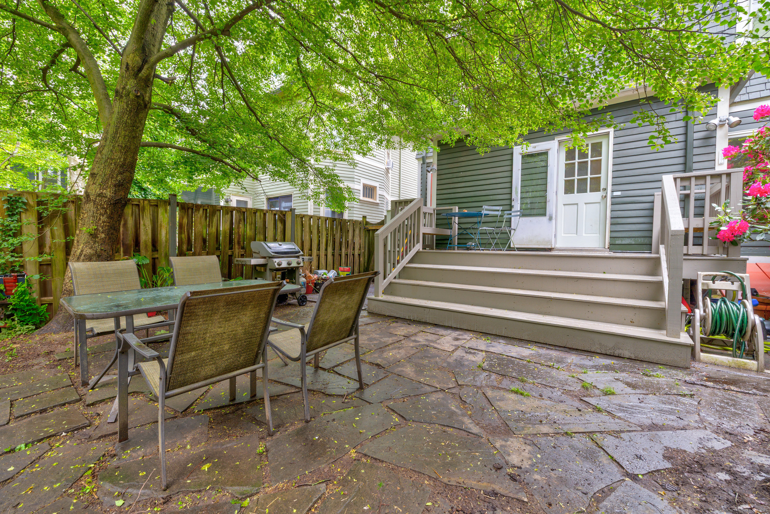 279 Willow Street