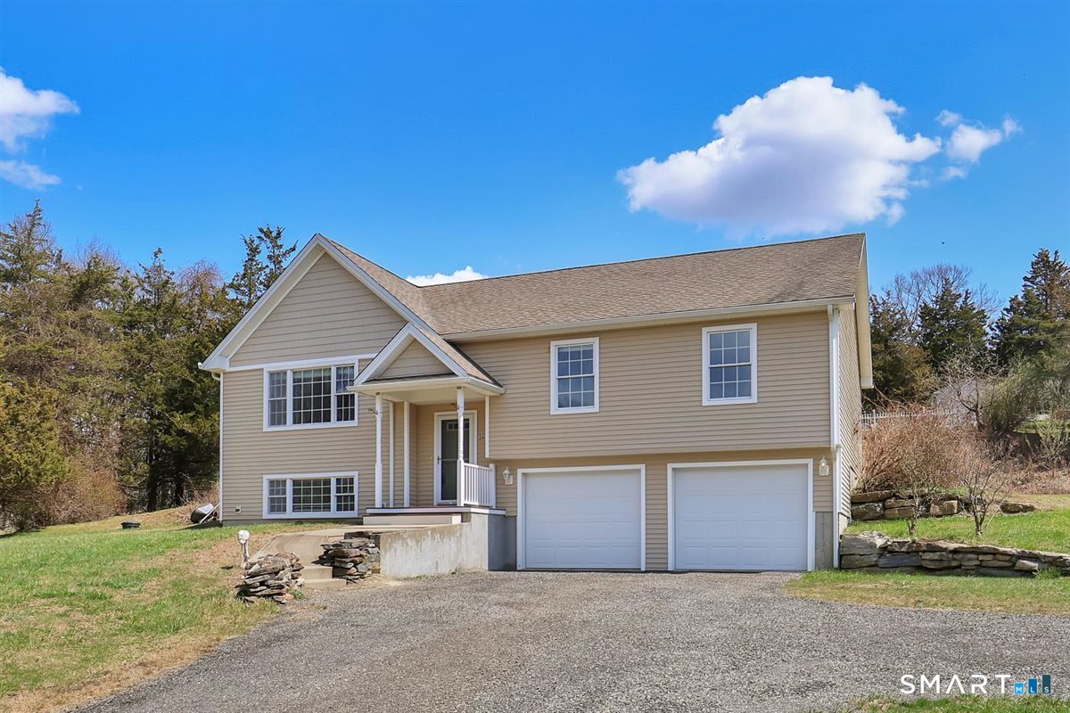 26 Old Willimantic Road