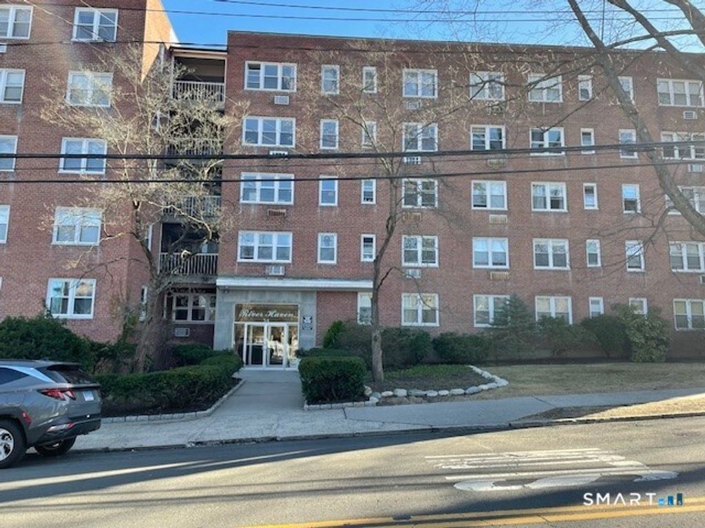 Photo of 54 North Street #410, Stamford, CT 06902 (MLS # 24144382)