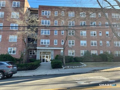 Photo of 54 North Street #410, Stamford, CT 06902 (MLS # 24144382)