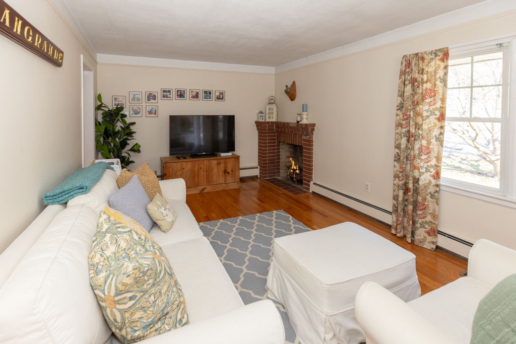 Photo of 92 Warsaw Street, Deep River, CT 06417 (MLS # 24141344)