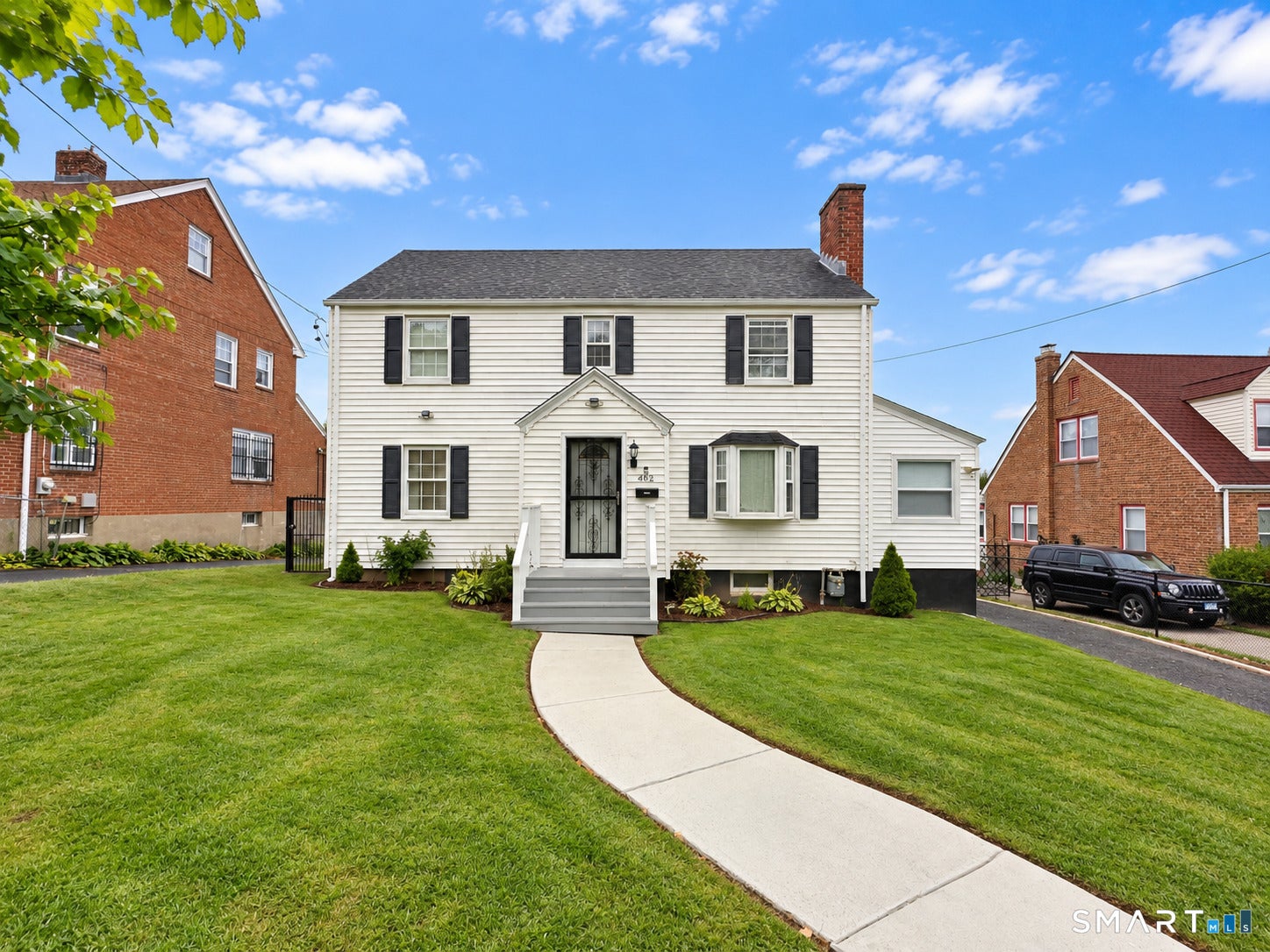 462 Broadview Terrace
