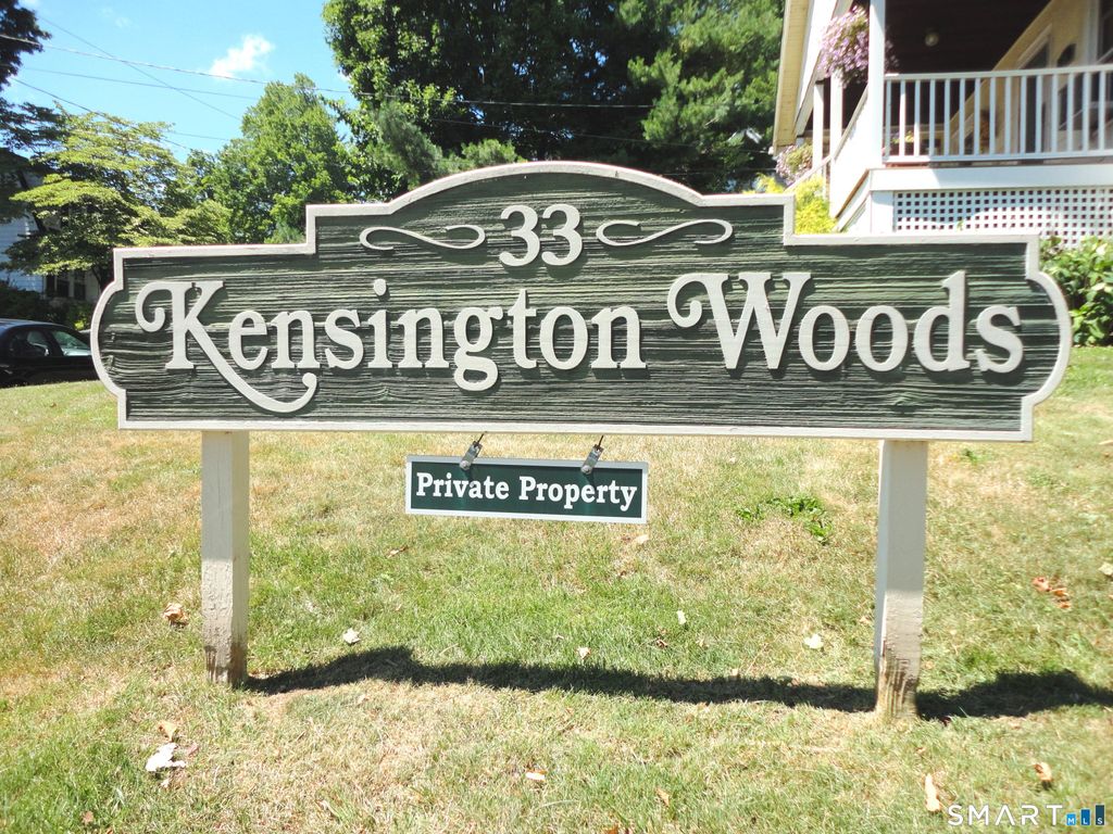 Photo of 33 Langdon Court #APT D104, Berlin, CT 06037 (MLS # 24151906)