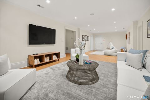 Tiny photo for 324 Sunnieholme Drive, Fairfield, CT 06824 (MLS # 24148564)