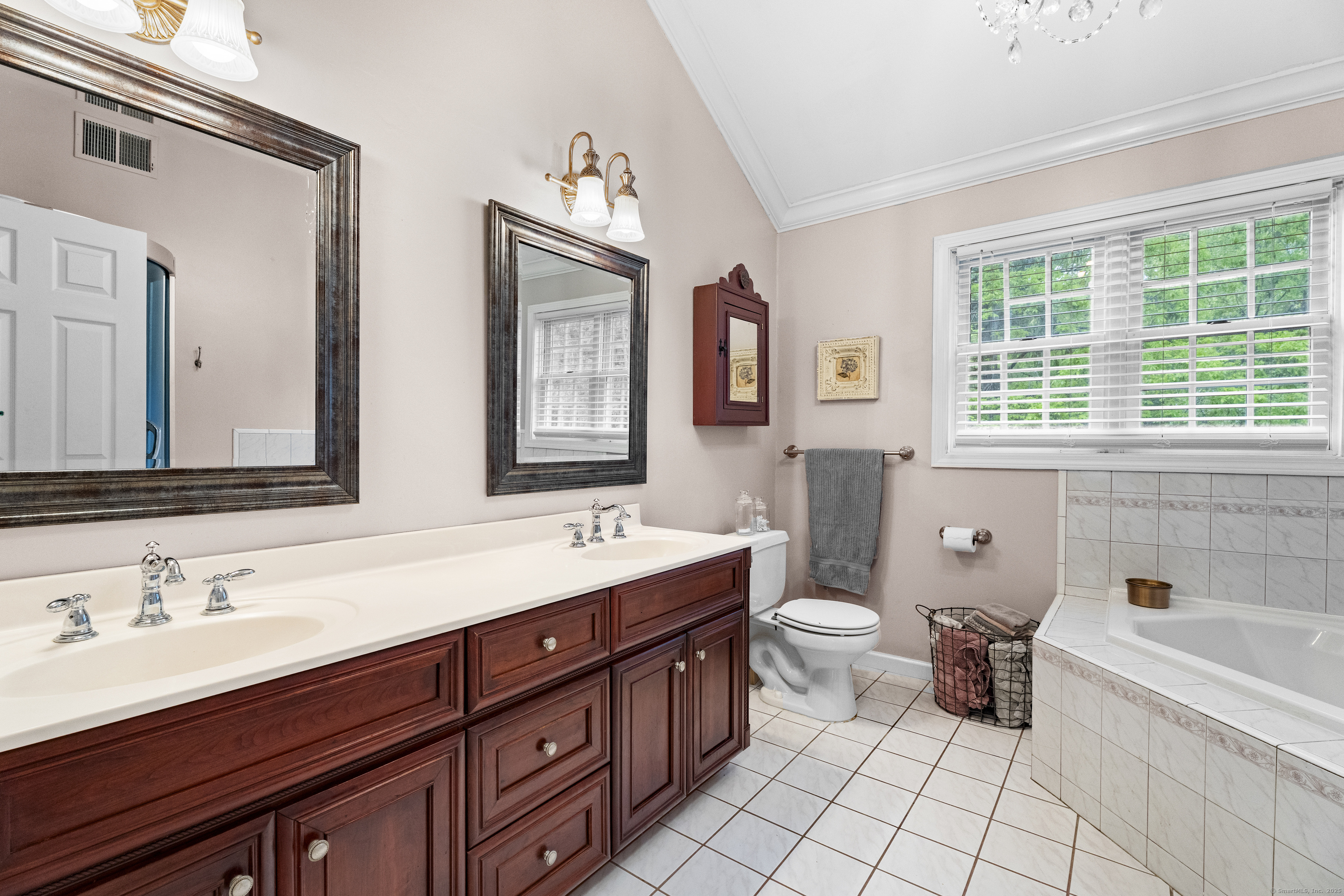 9 Benham Hill Place, Hamden, Connecticut image 17