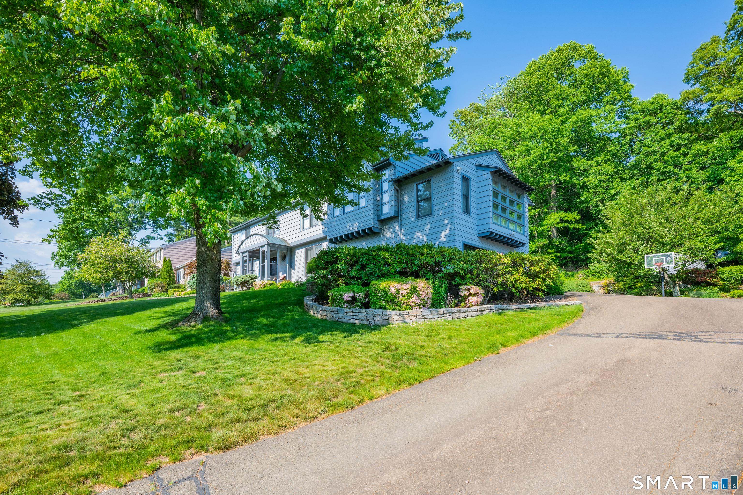 204 Braeside Drive