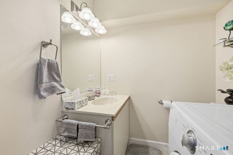 Tiny photo for 498 Woodward Avenue #5 (AKA B), New Haven, CT 06511 (MLS # 24165807)