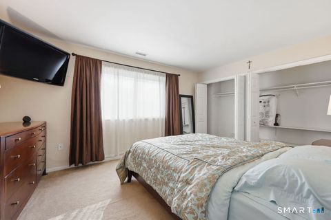 Tiny photo for 498 Woodward Avenue #5 (AKA B), New Haven, CT 06511 (MLS # 24165807)