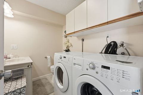Tiny photo for 498 Woodward Avenue #5 (AKA B), New Haven, CT 06511 (MLS # 24165807)