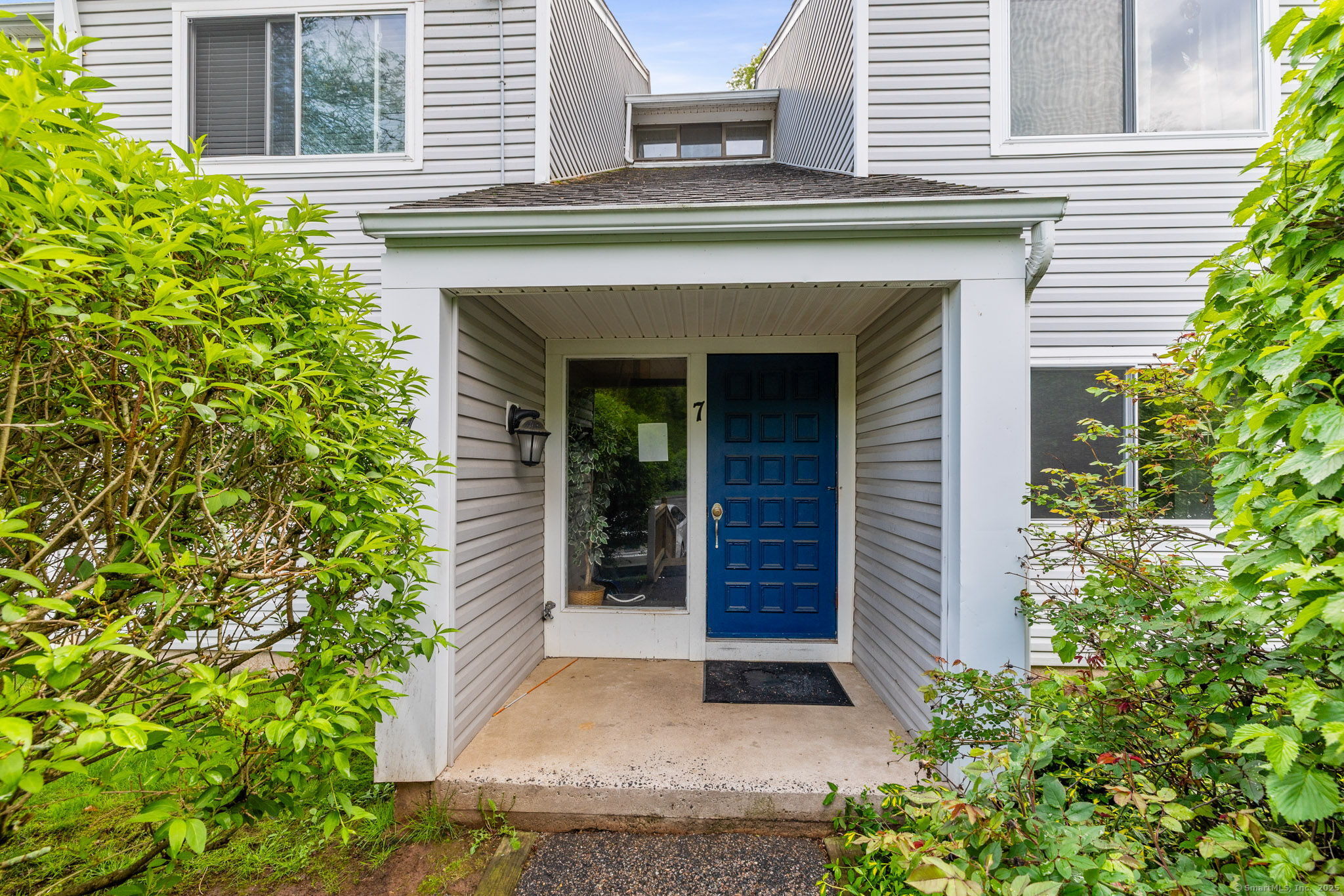 Property for Sale at Brookwood Drive Apt B, Rocky Hill, Connecticut - Bedrooms: 1 
Bathrooms: 1 
Rooms: 3  - $149,900