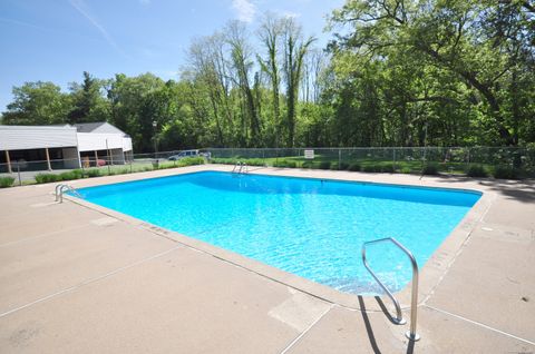 Tiny photo for 305 Timber Lane #305, Canton, CT 06019 (MLS # 24135964)