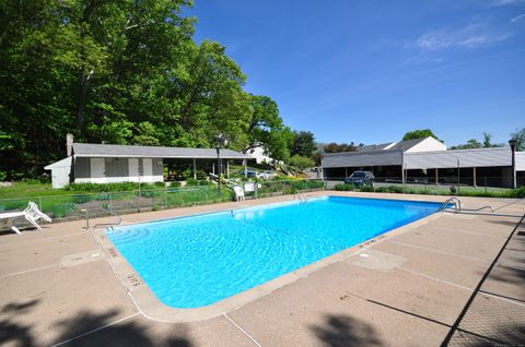 Tiny photo for 305 Timber Lane #305, Canton, CT 06019 (MLS # 24135964)