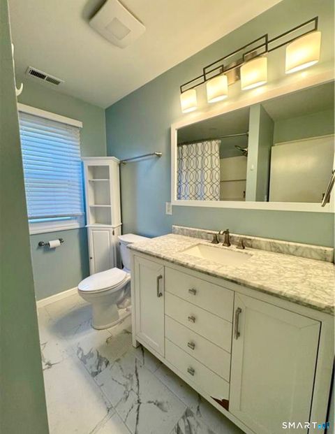 Tiny photo for 41 Nash Place #B, Norwalk, CT 06854 (MLS # 24148453)