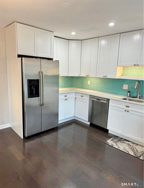 Tiny photo for 41 Nash Place #B, Norwalk, CT 06854 (MLS # 24148453)