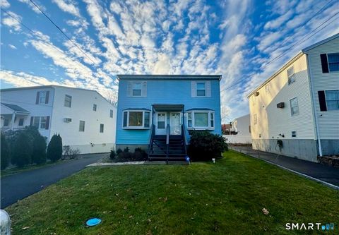 Photo of 41 Nash Place #B, Norwalk, CT 06854 (MLS # 24148453)