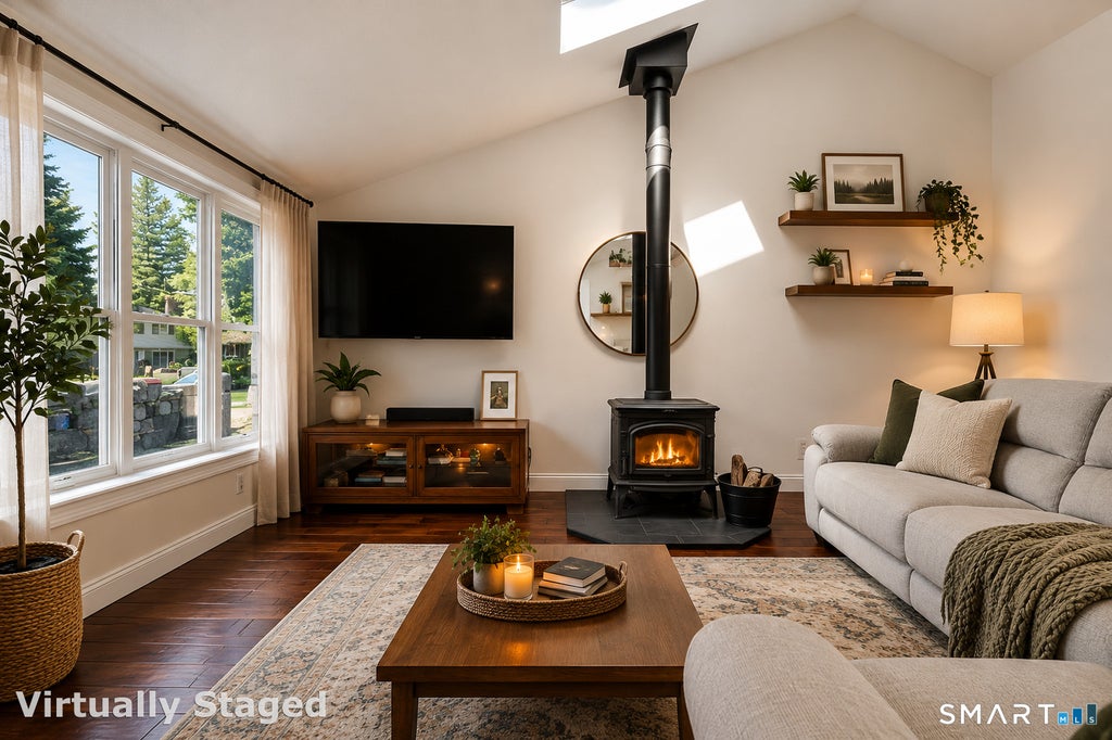 Photo of 5 Caddy Road, Norwalk, CT 06851 (MLS # 24177723)