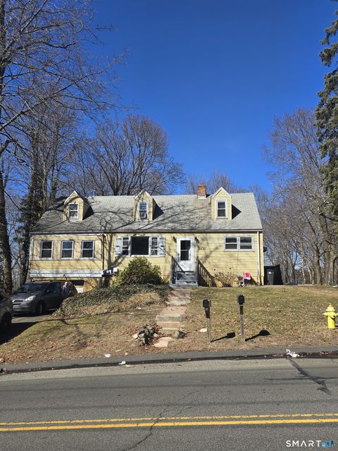 Photo of 139 Foxon Hill Road, New Haven, CT 06513 (MLS # 24158709)