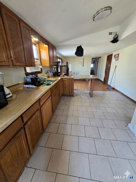 Tiny photo for 139 Foxon Hill Road, New Haven, CT 06513 (MLS # 24158709)
