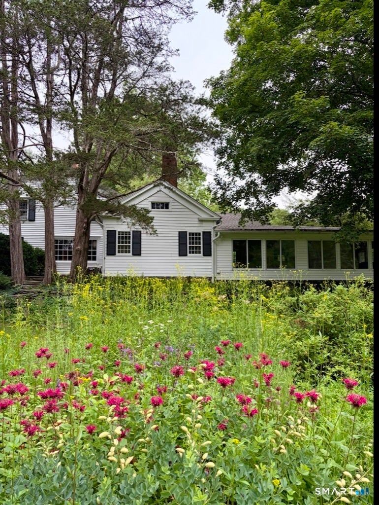320 Valley Road