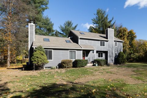 18 Meadowlark Road Simsbury CT 06092