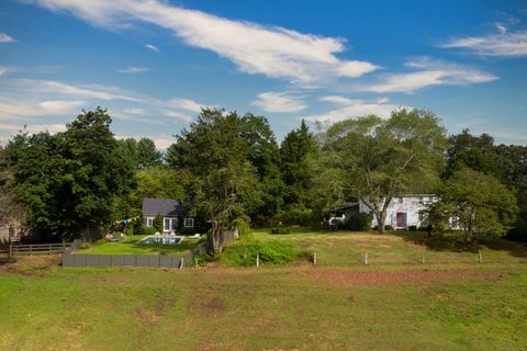 Tiny photo for 4 Hamburg Road, East Haddam, CT 06423 (MLS # 24134354)