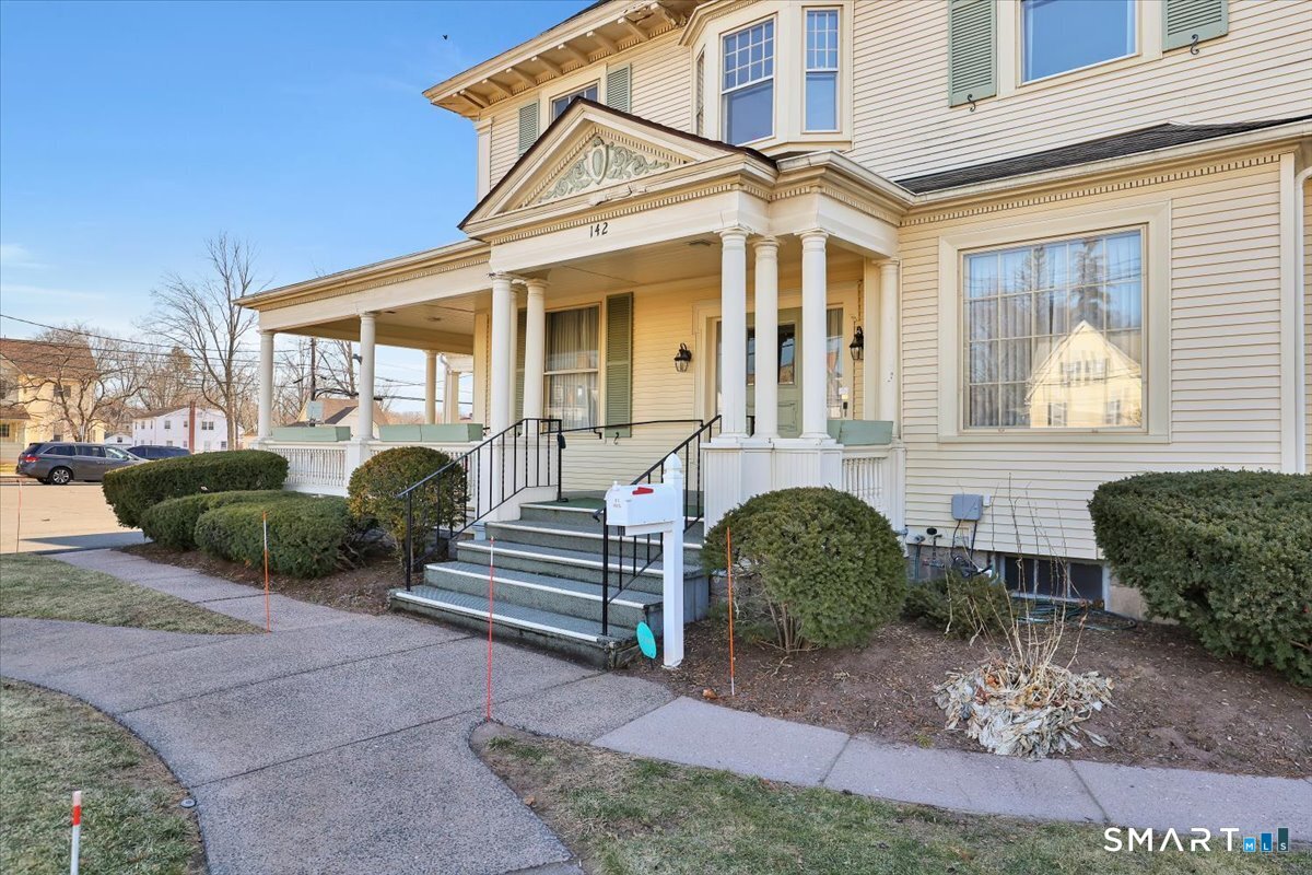 142 East Center Street