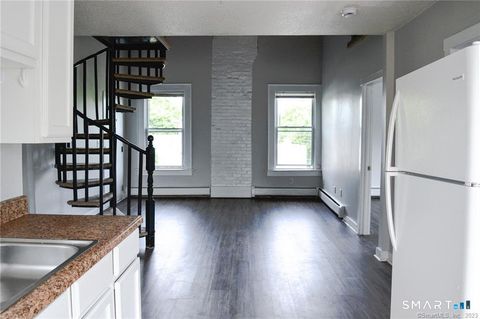 Photo of 175 Humphrey Street #5, New Haven, CT 06511 (MLS # 24171420)