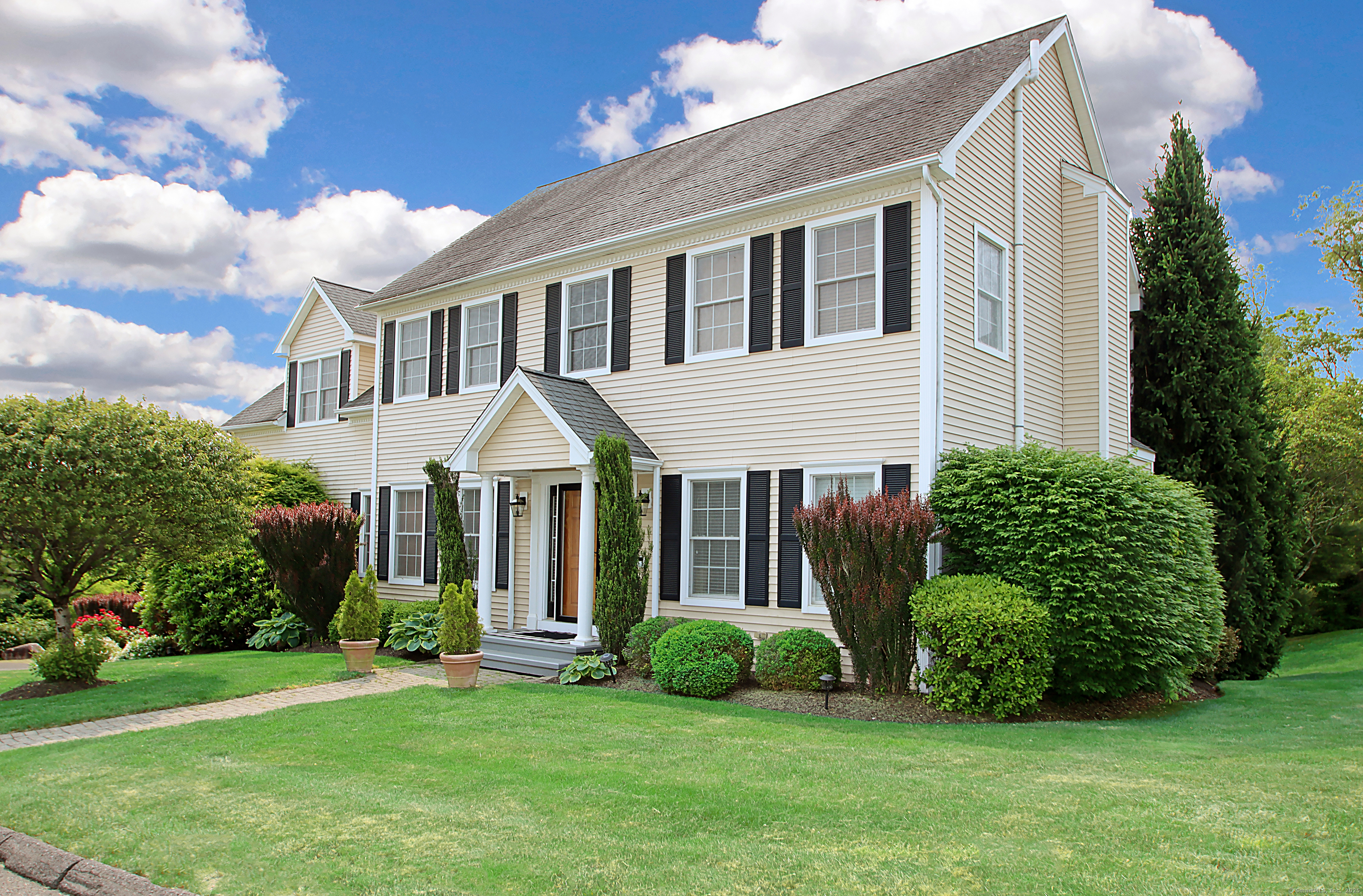 38 Castlewood Drive 38