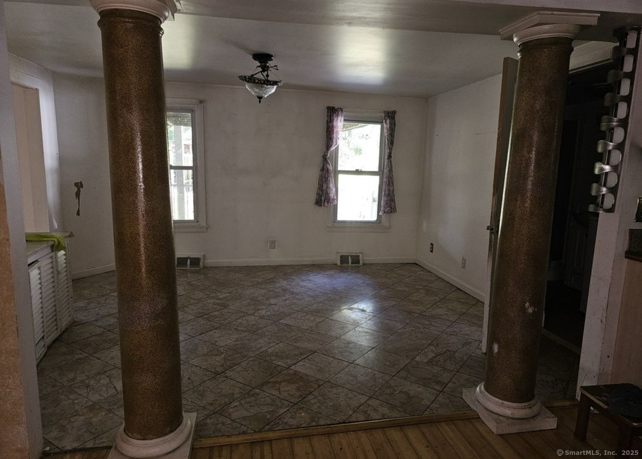 1067 Hartford Turnpike, Waterford, Connecticut image 10