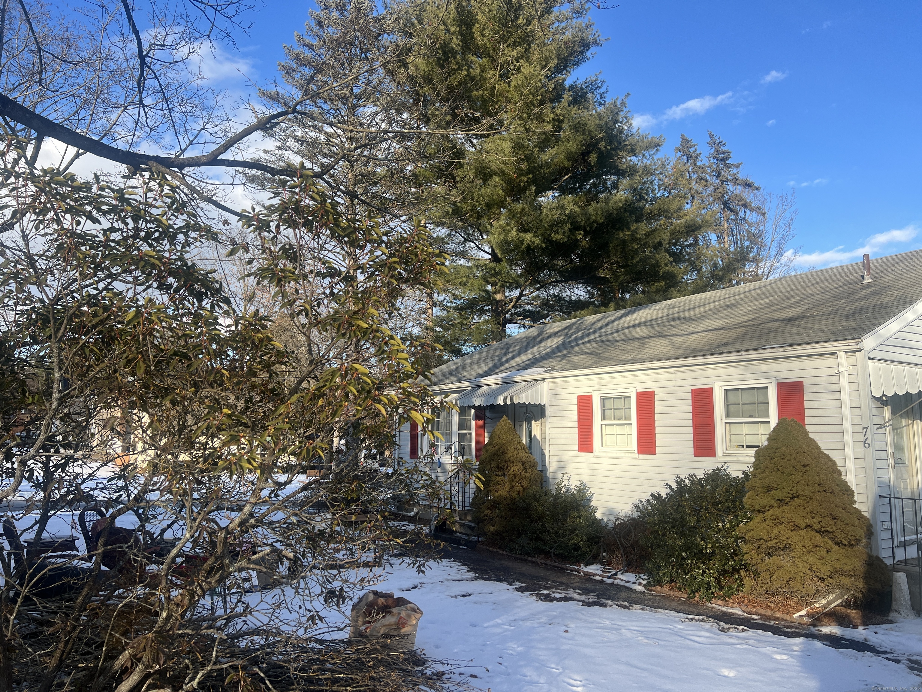 76 Huckleberry Road, East Hartford, Connecticut image 2