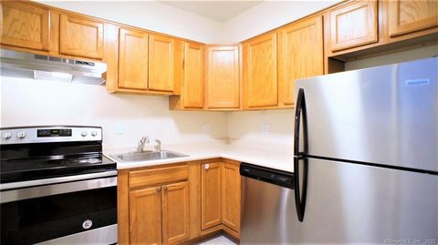 Photo of 16 Glenwood Avenue #10, Norwalk, CT 06854 (MLS # 24173889)