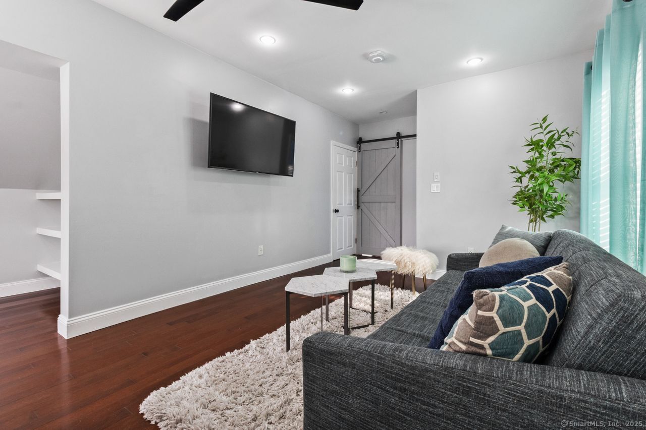 17 Neil Street, Waterbury, Connecticut image 6