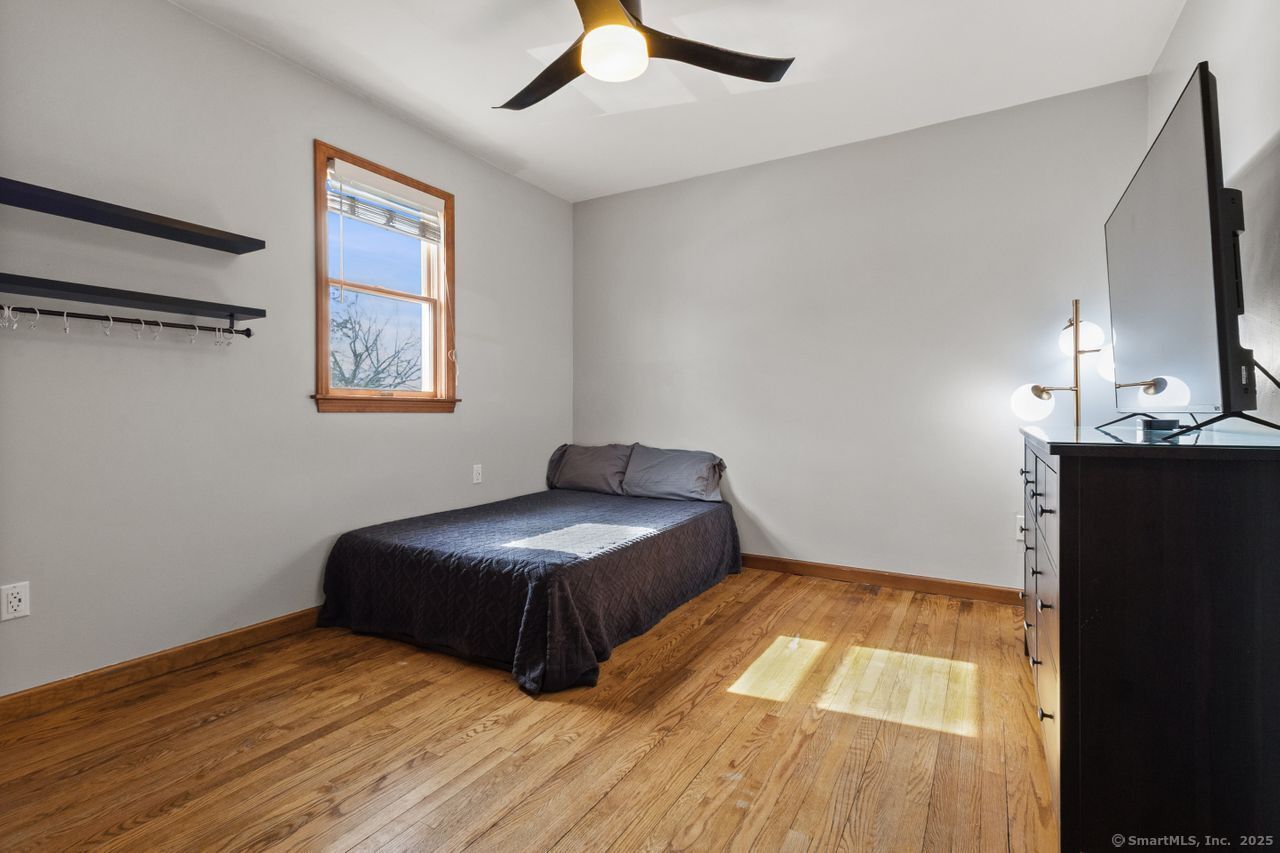 17 Neil Street, Waterbury, Connecticut image 23