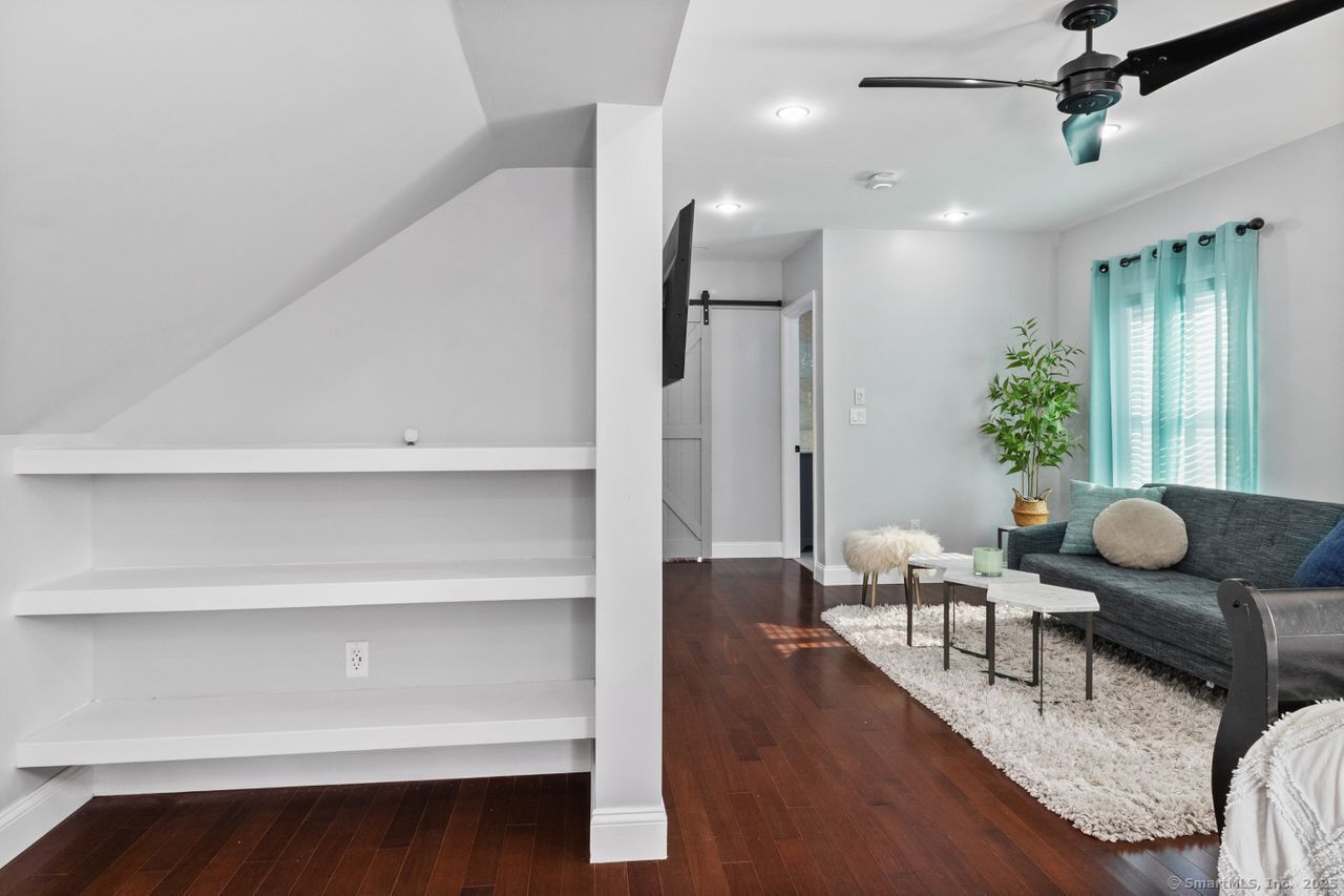17 Neil Street, Waterbury, Connecticut image 12
