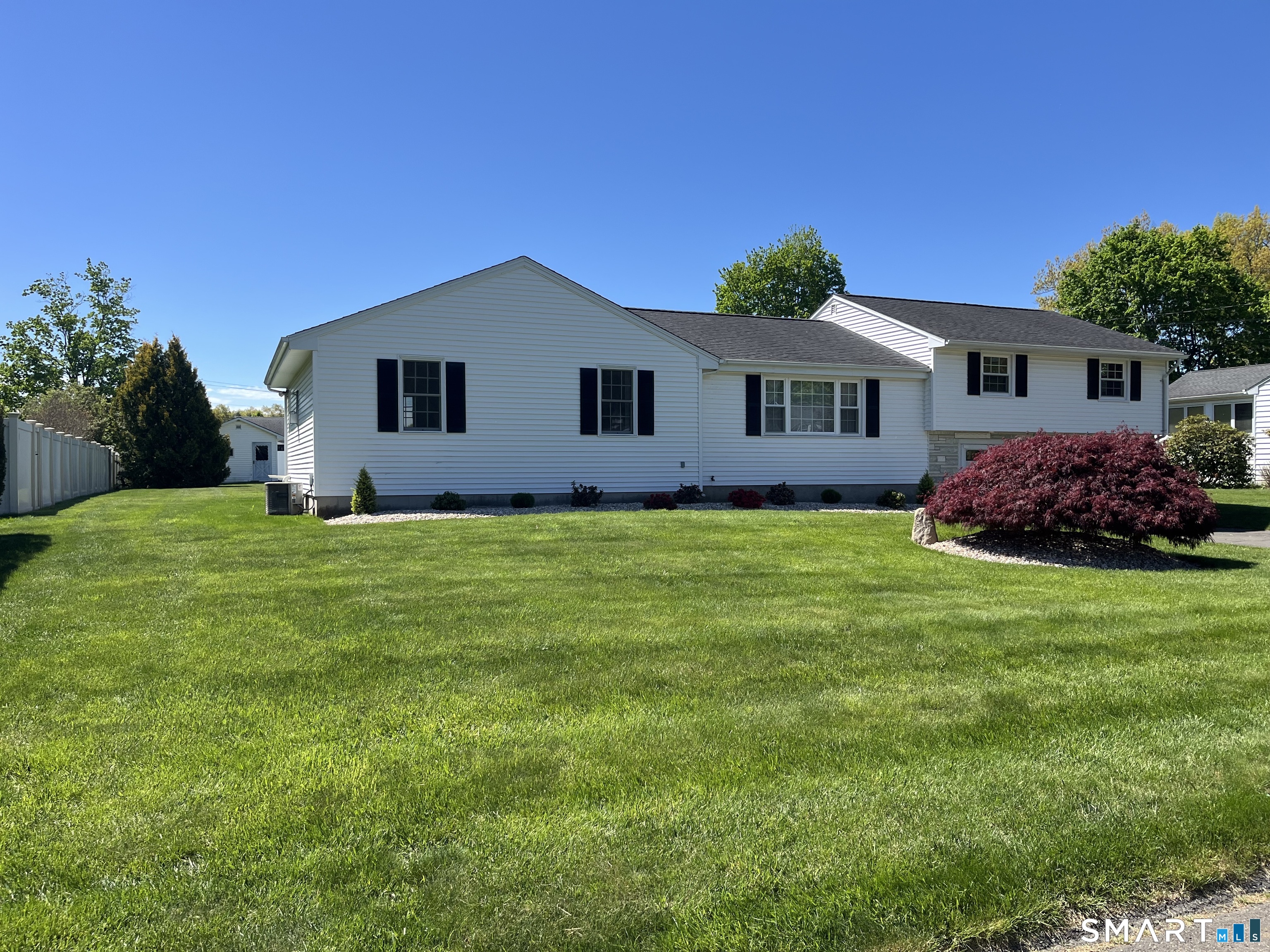 32 Cloverdale Road